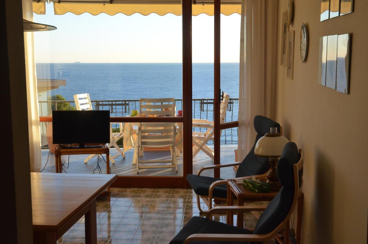 Rocce Di Capo Mimosa - Cervo Apartment Екстериор снимка
